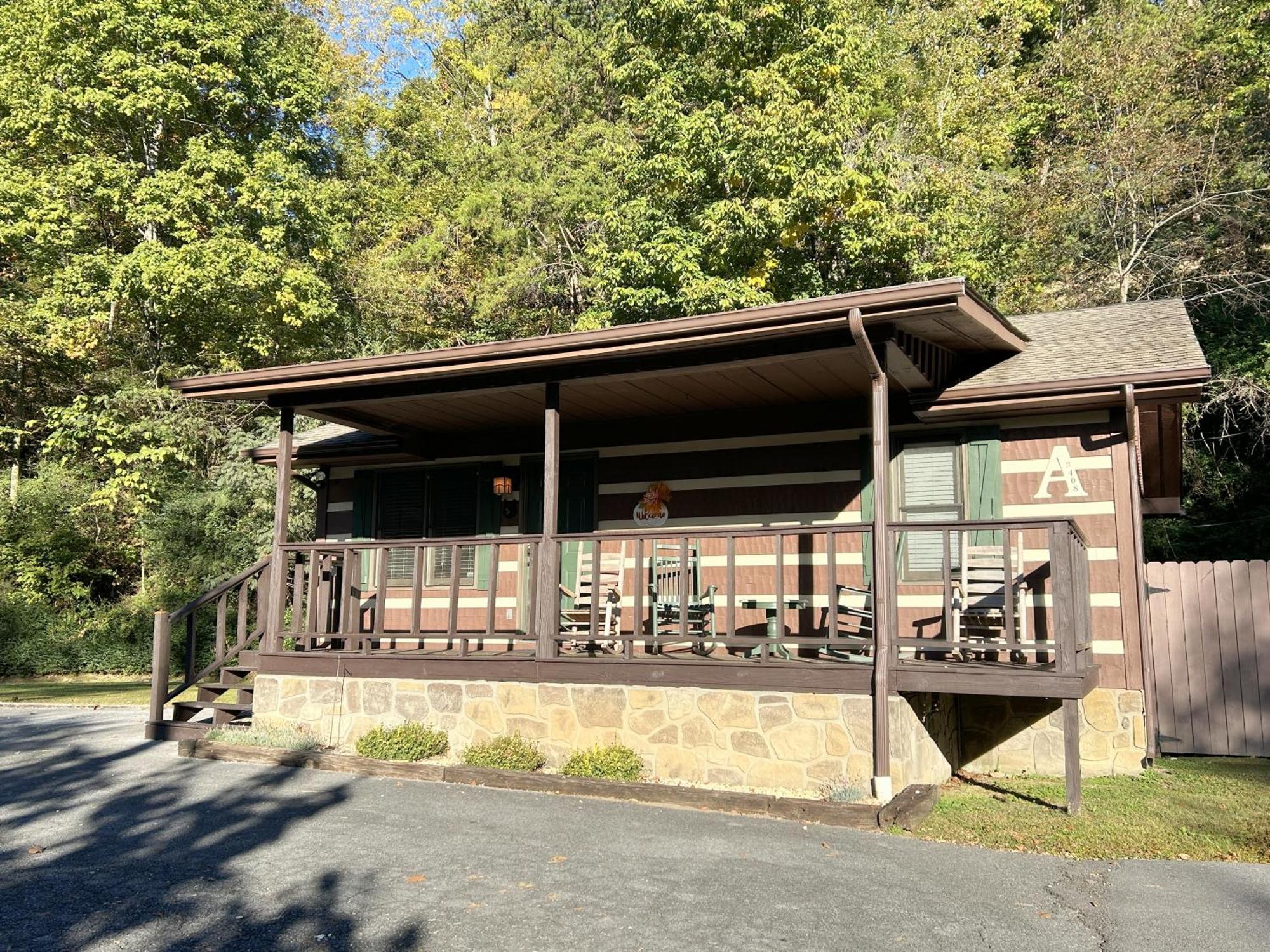 Вилла On Dolly Time 1 Mile From Dollywood Пиджен-Фордж Экстерьер фото
